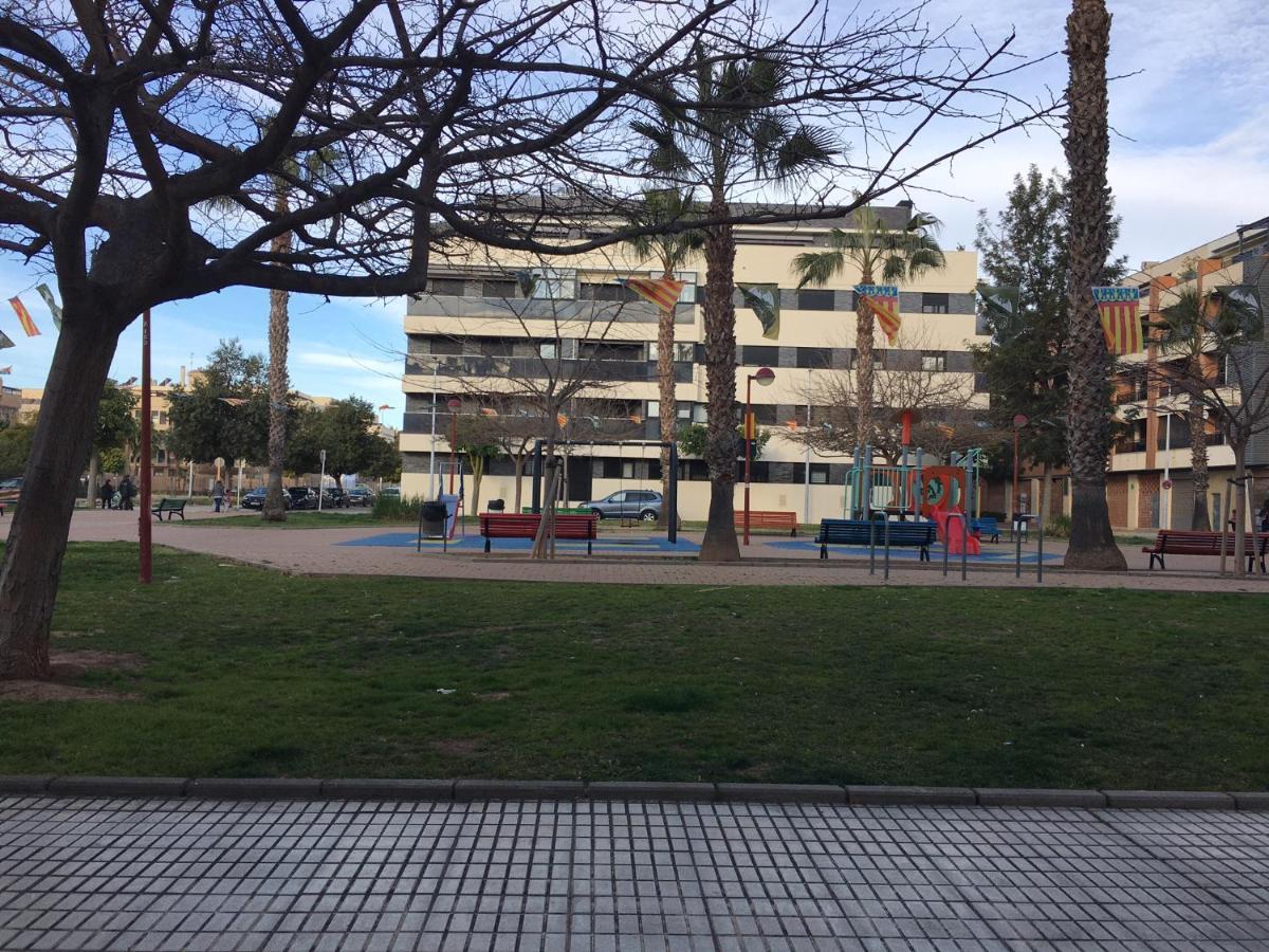 Modern & Sunny Apartment Near Valencia Paiporta Exterior photo